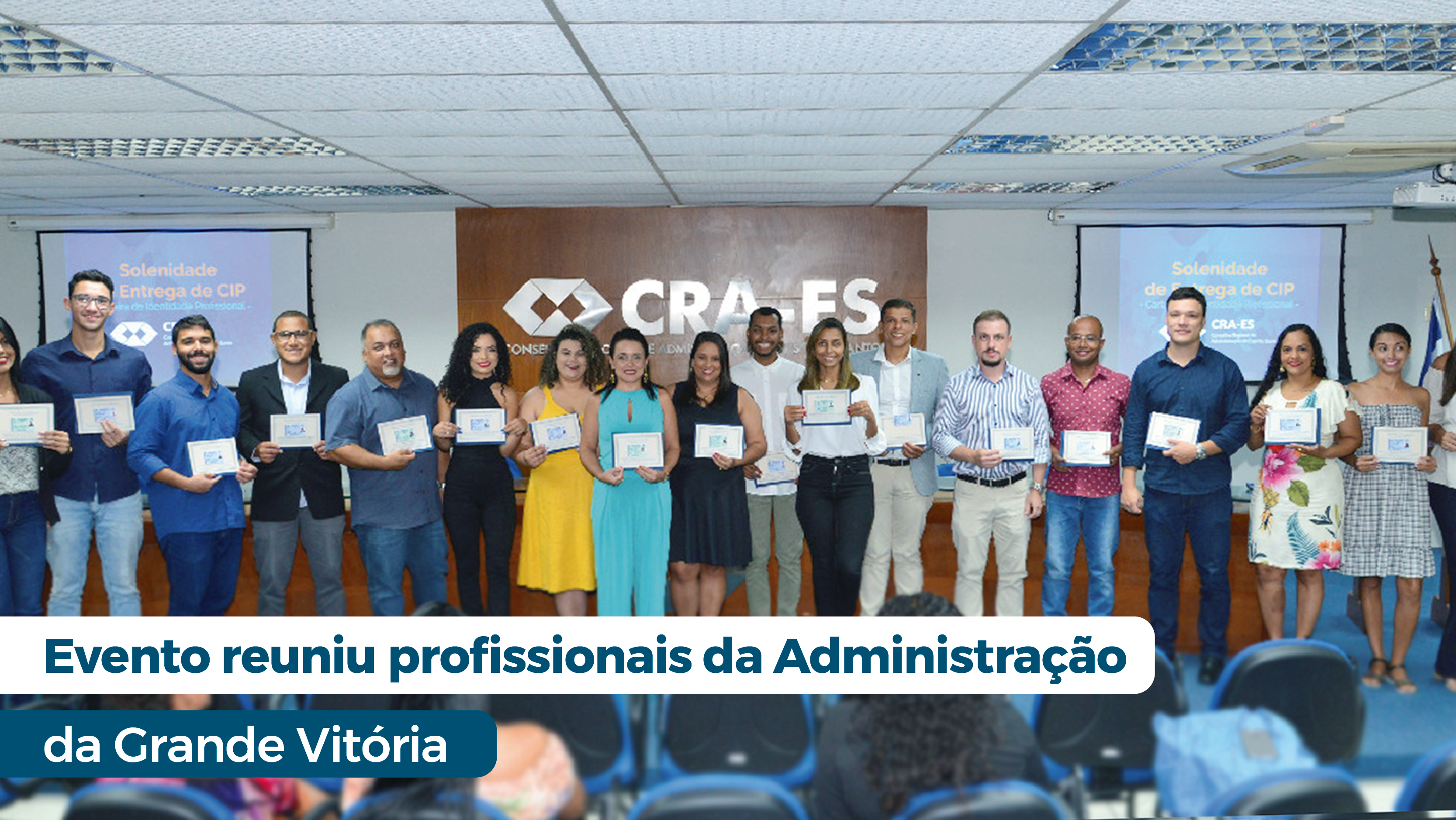 Read more about the article CRA-ES entrega carteiras profissionais em cerimônia