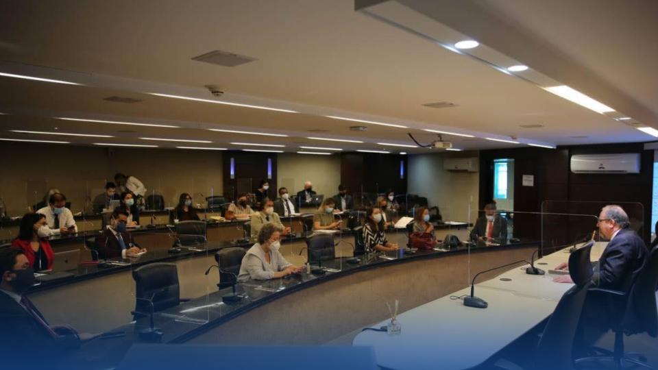 No momento, você está visualizando Consolidação dos decretos regulamentadores de profissões é tema de debate no Conselhão
