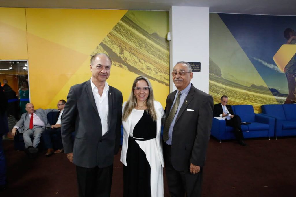 Superintendente Pedro Premoli, Assessora de Comunicação Fernanda Manso e o Presidente Flávio Celso