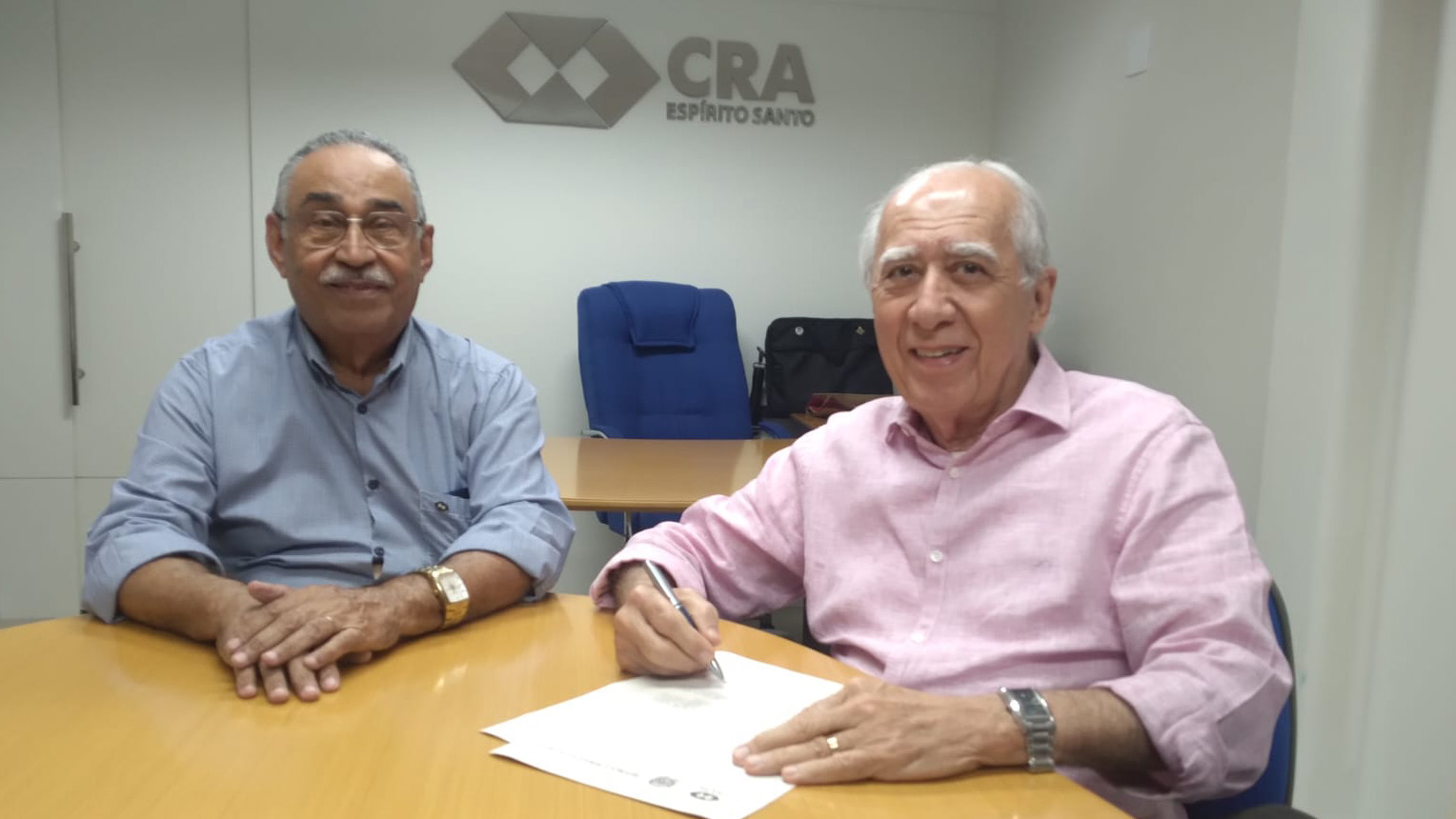 Você está visualizando atualmente CRA-ES firma acordo de cooperação técnica com CIEE