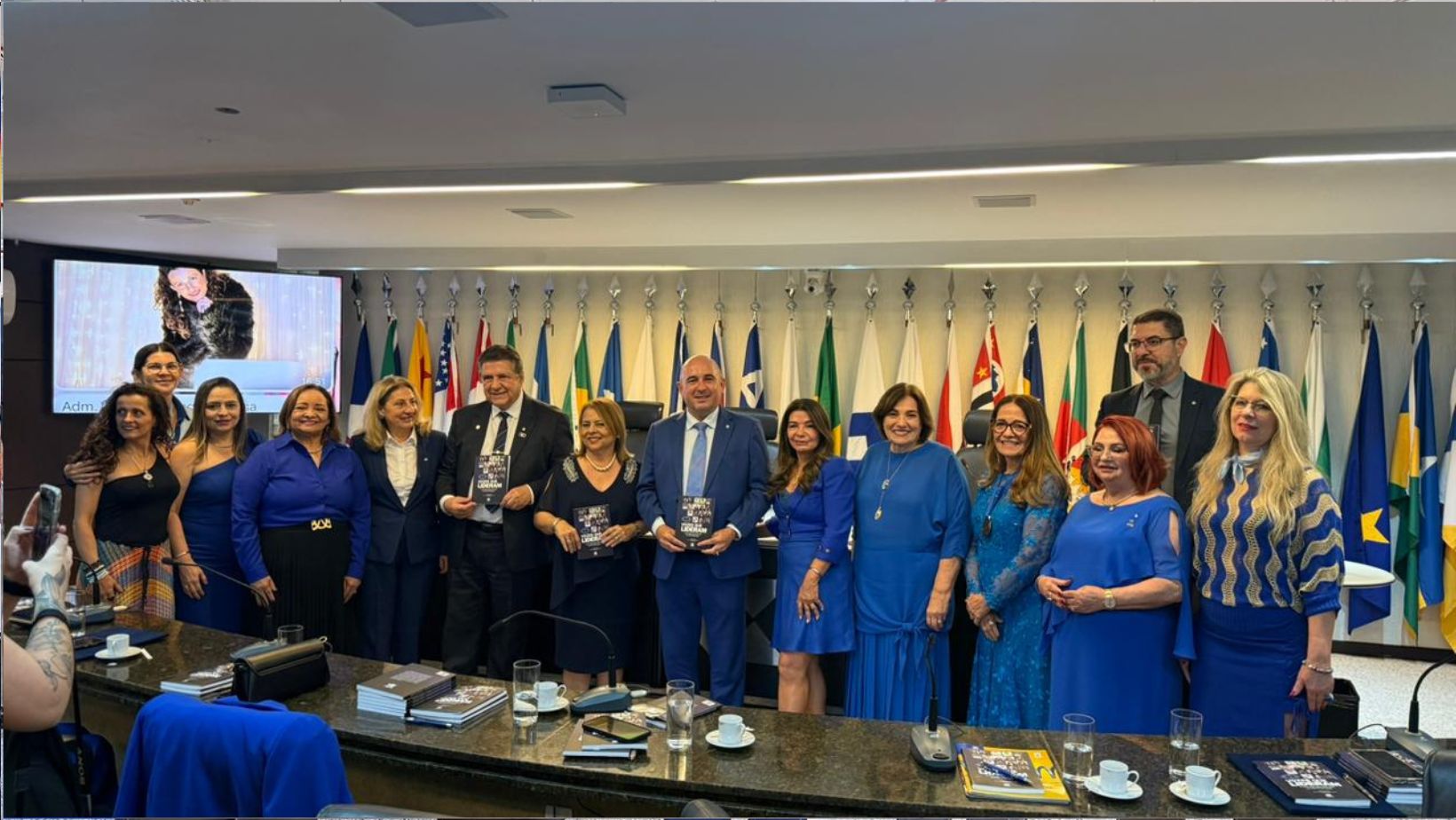 No momento, você está visualizando Lançamento de livro celebra protagonismo feminino na Administração