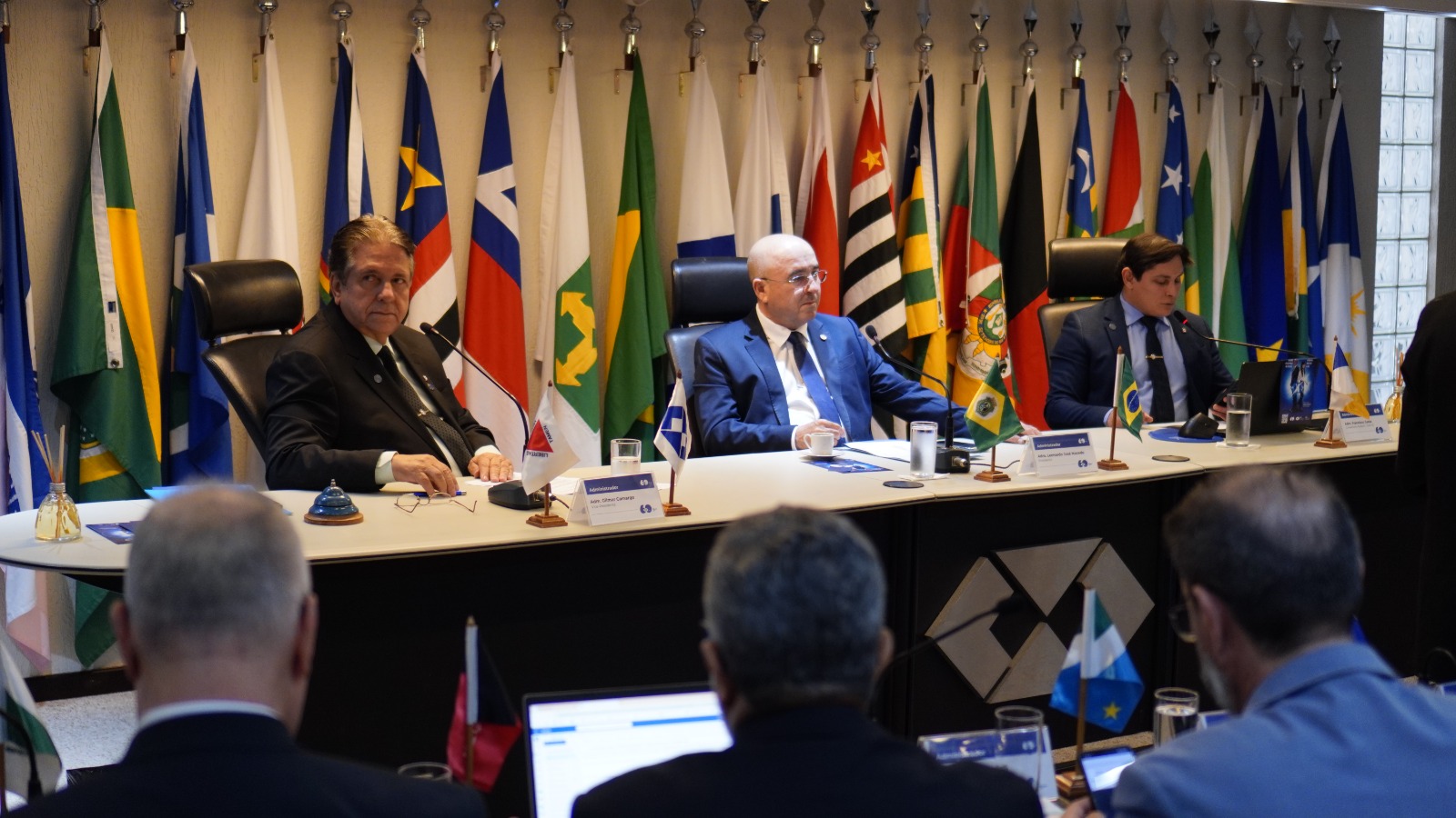 No momento, você está visualizando Jubileu de Diamante – Personalidades do Sistema CFA/CRAS se reúnem em sessão solene